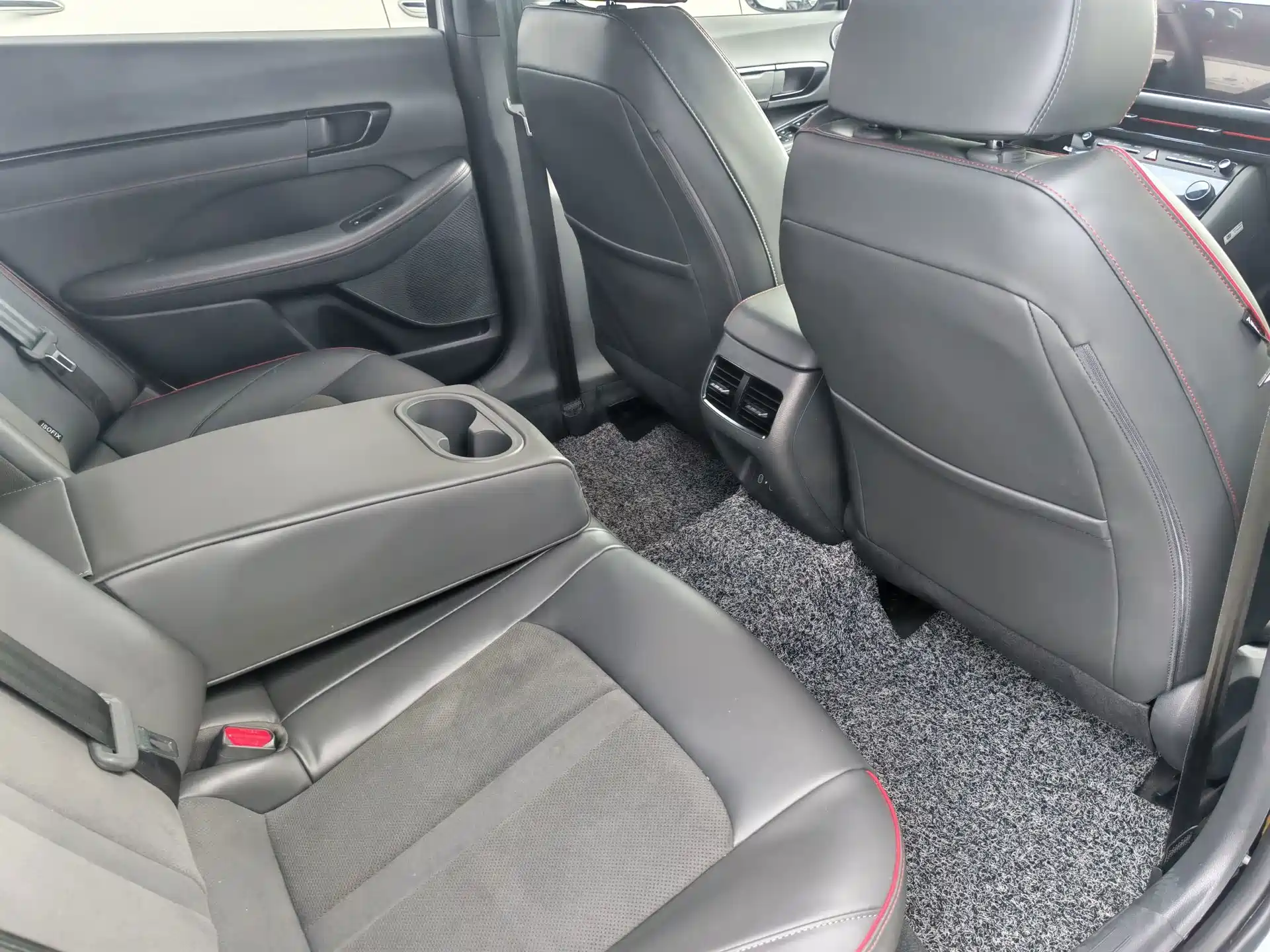 صورة 8 - Hyundai Sonata
