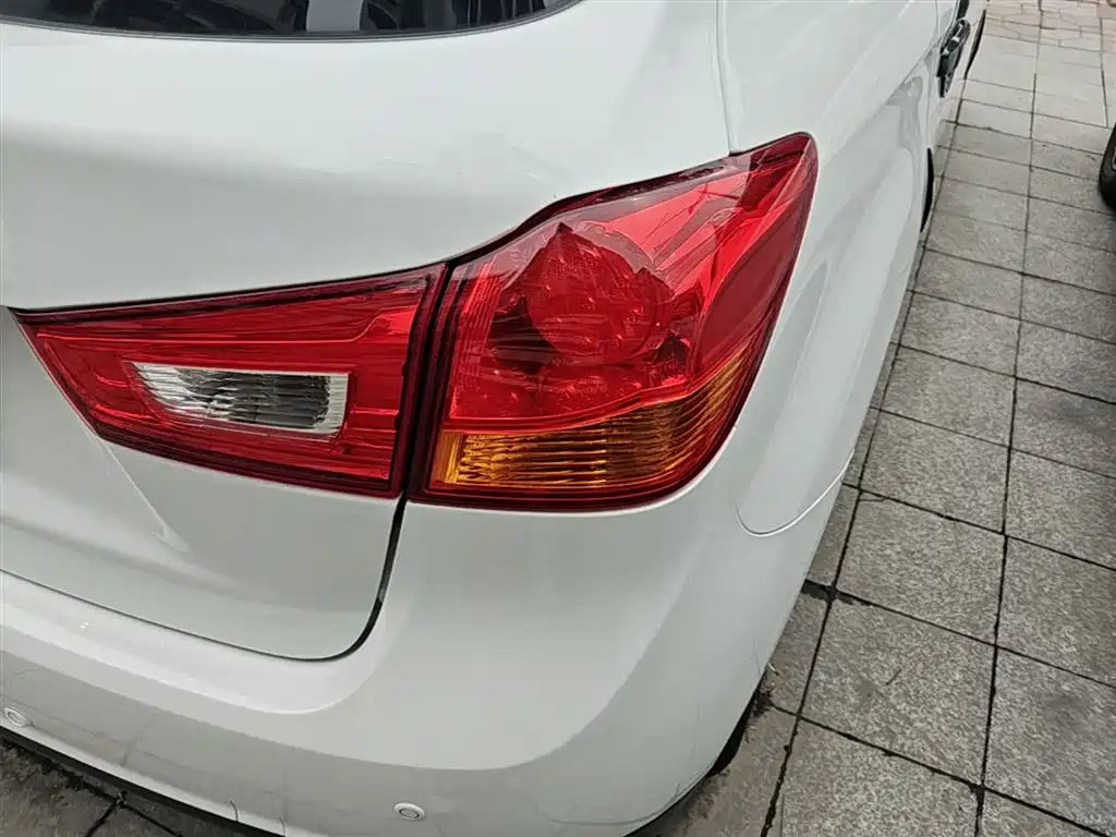 Mitsubishi ASX 2018 2.0L CVT 2WD Premium фото 8