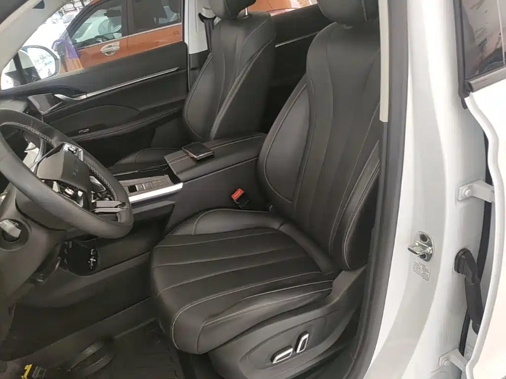 ROEWE RX5 MAX