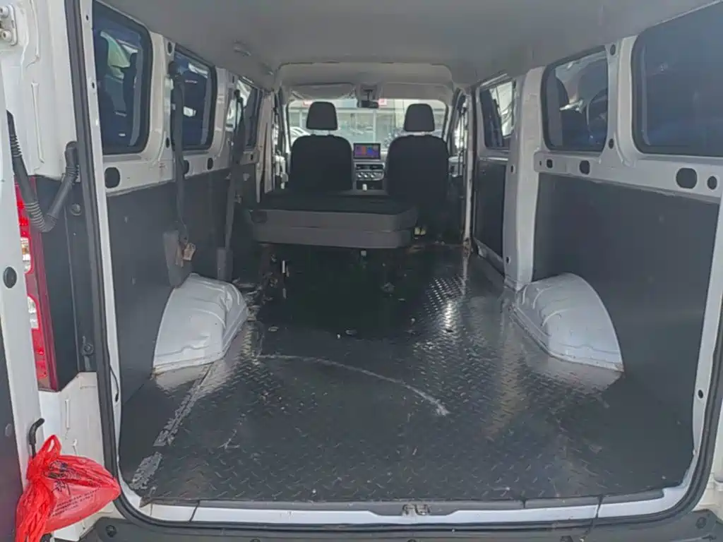Wuling Motors Wuling Yangguang 2025 2025 400km Bus Comfort Edition