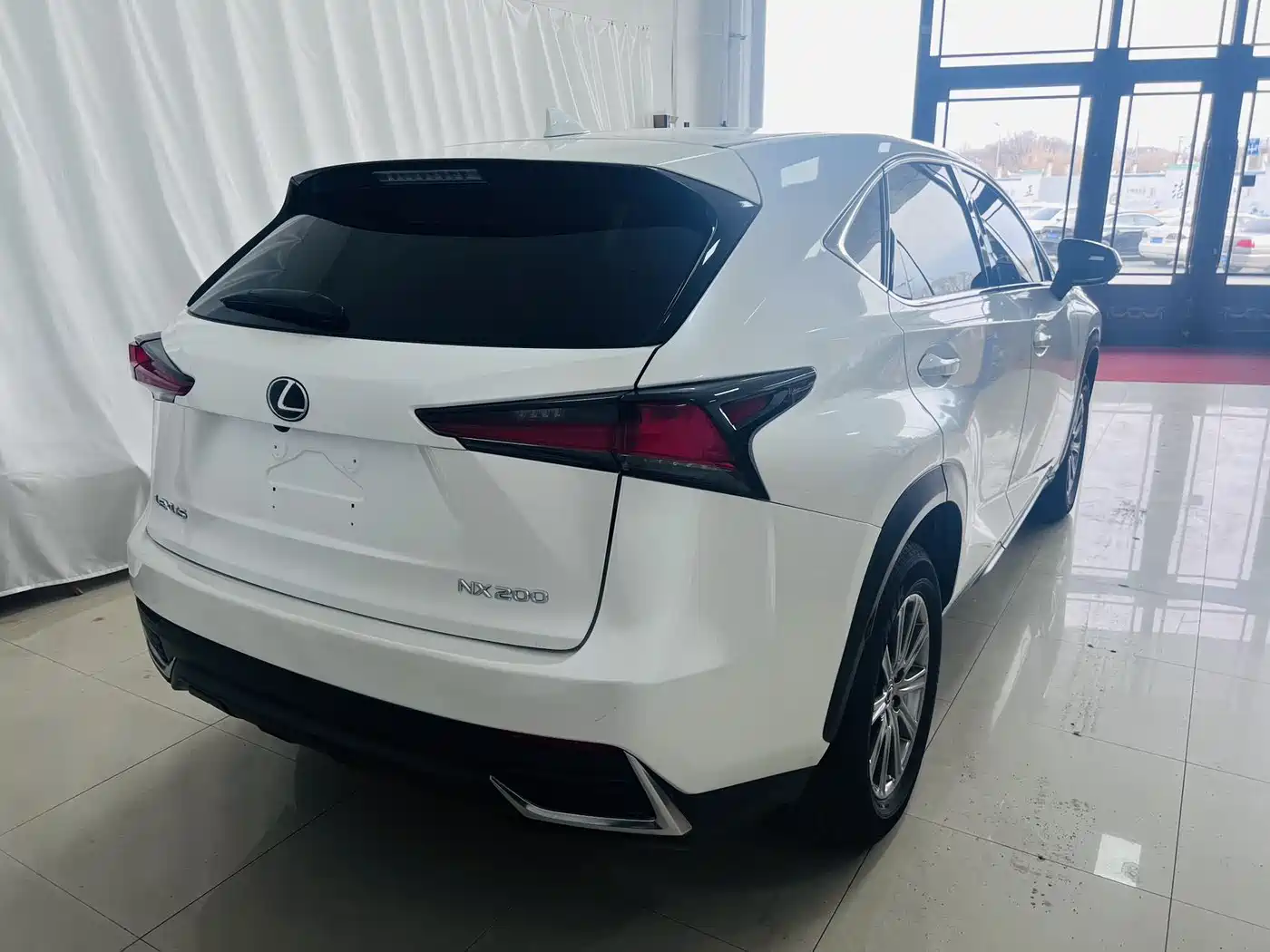 Lexus NX 2020 200 FWD Sharp Edition China VI фото 4