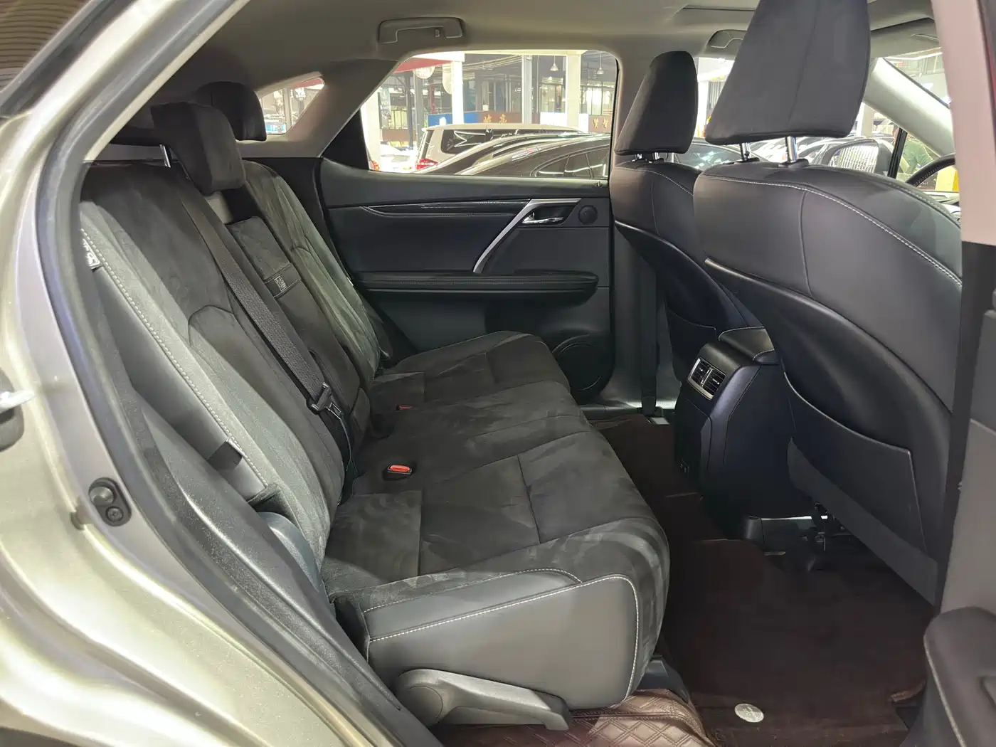 Lexus RX 2020 Facelift 300 2WD Elite Edition фото 21