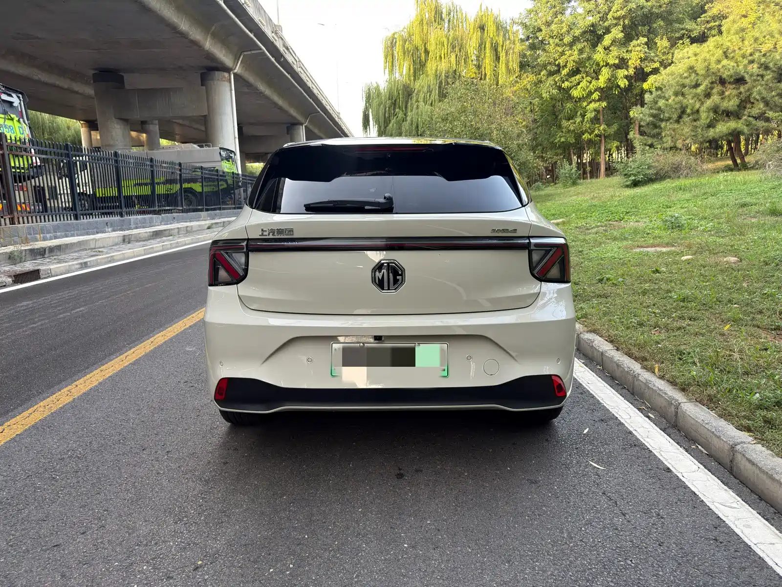 Фото 5 - MG MG4 EV