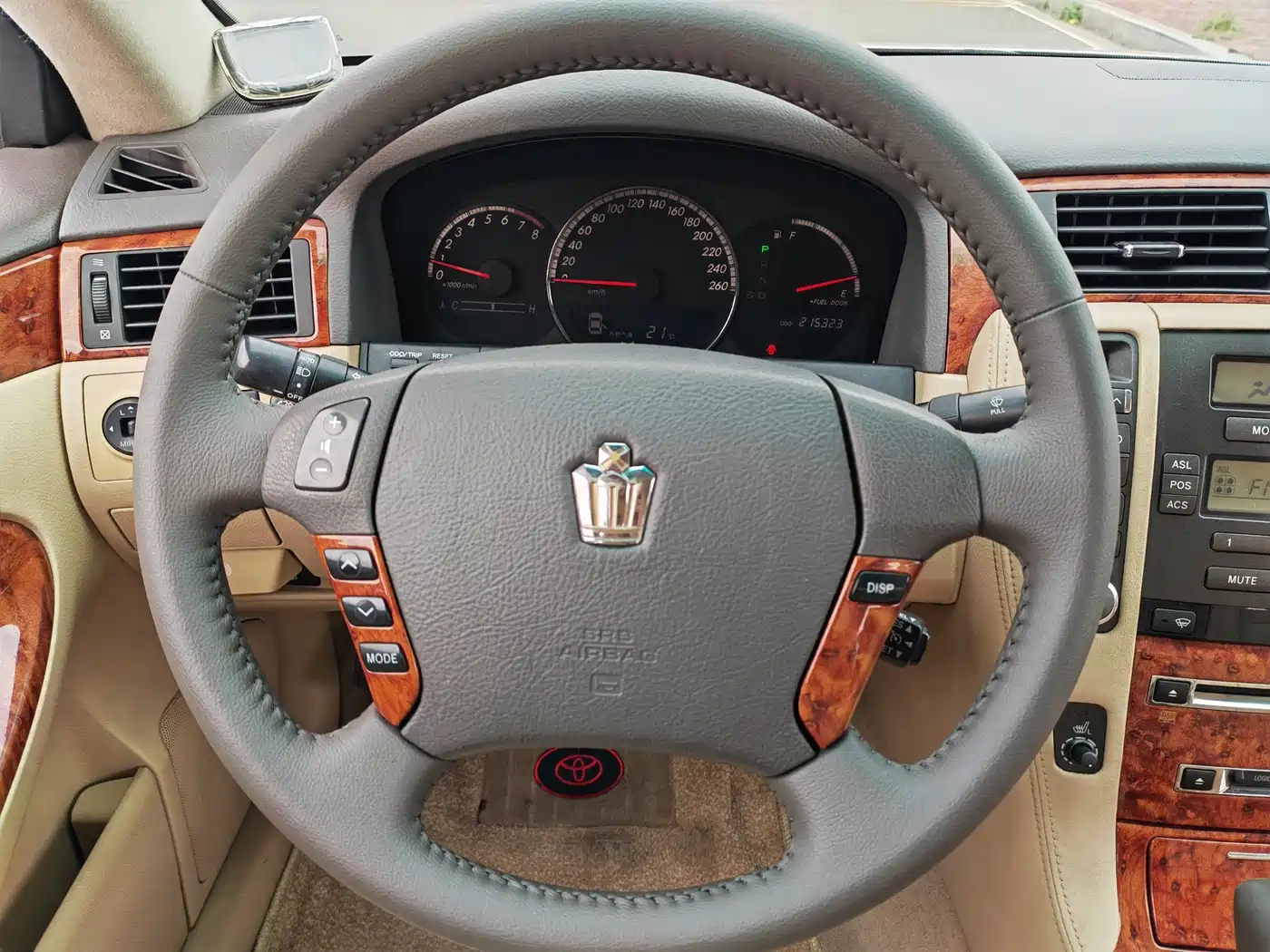 Toyota Crown 2006 2.5L Royal Leather Edition фото 12