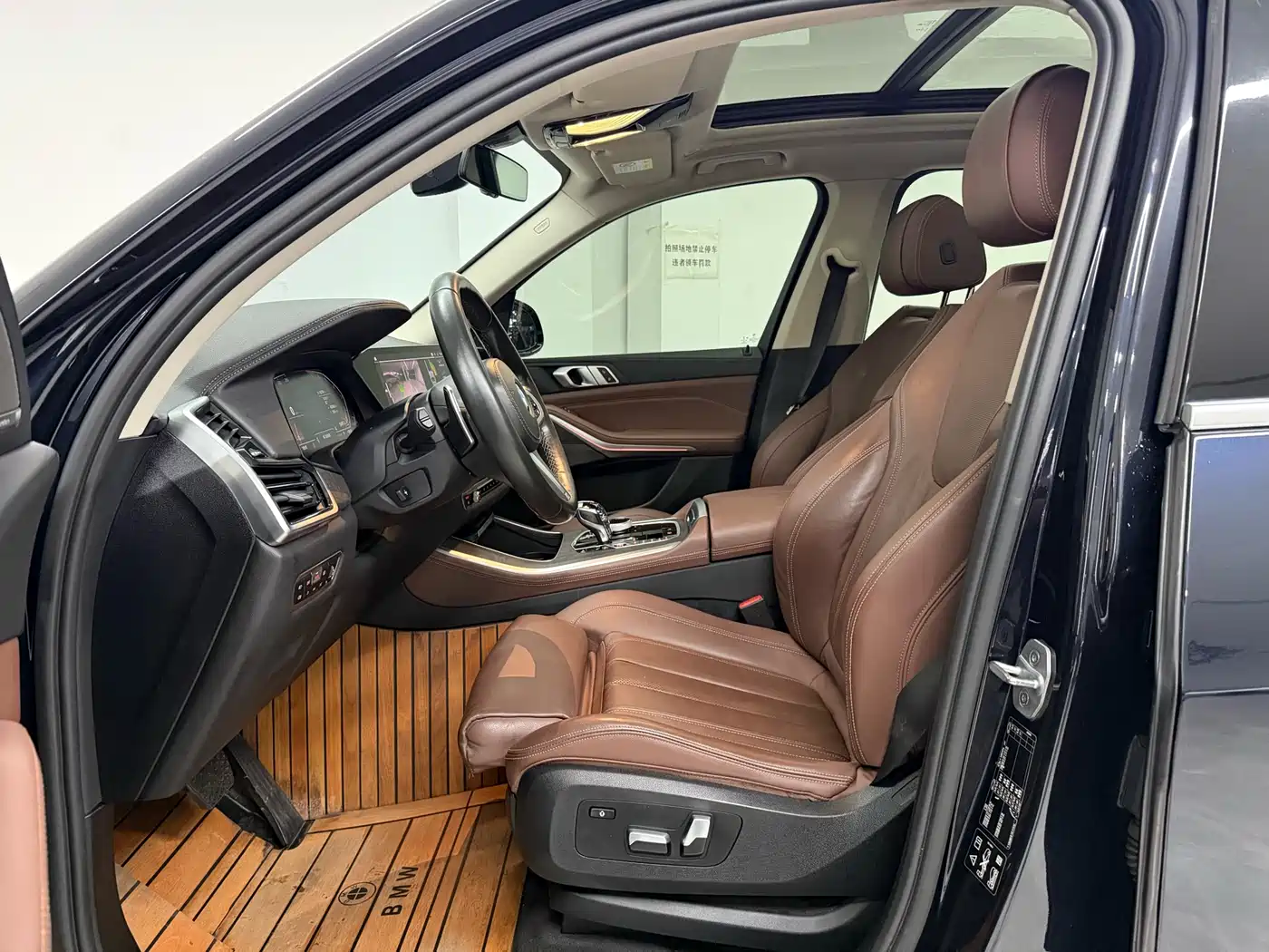 BMW X5 (Import) 2019 xDrive40i M Sport Package фото 5