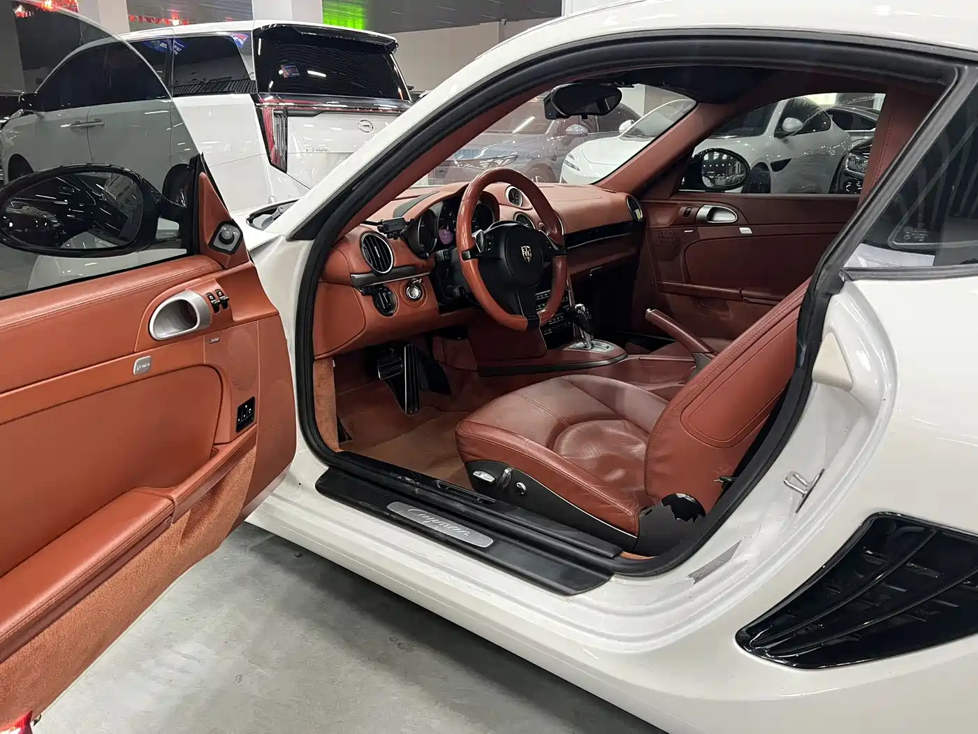 Porsche Cayman 2009 Cayman 2.9L фото 13