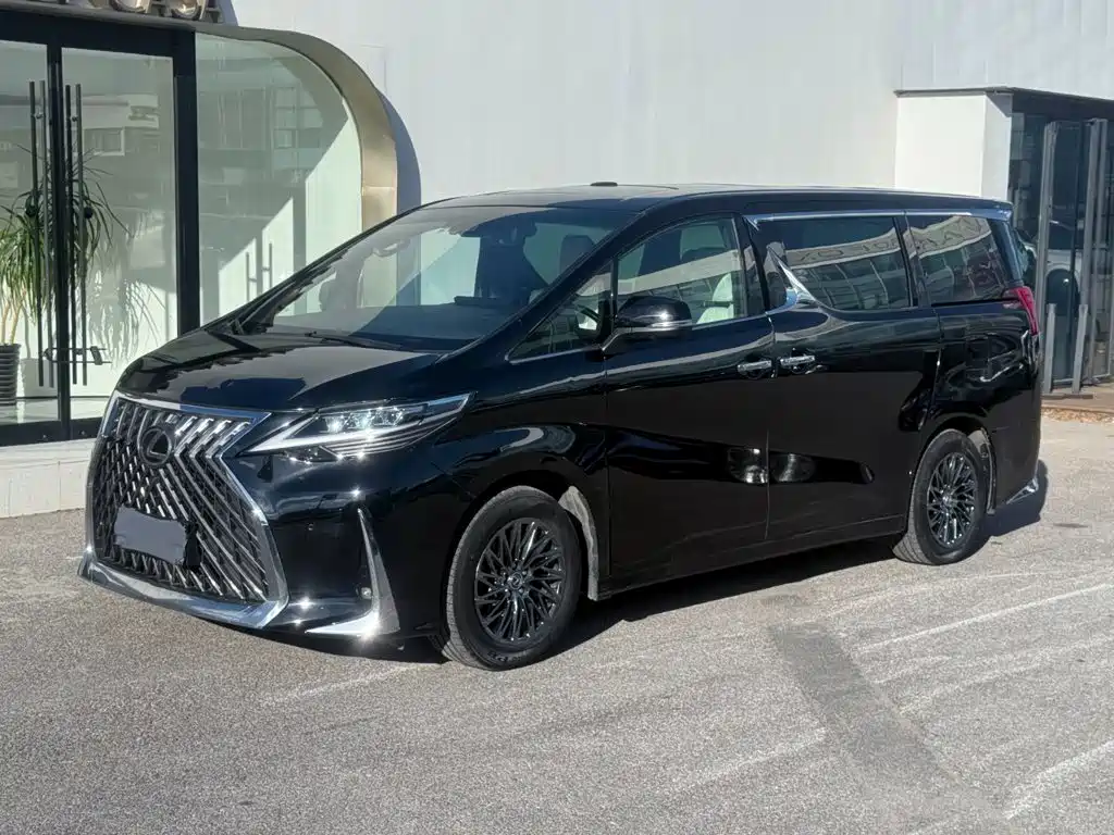 Toyota Vellfire 2020 — пригон из Китая