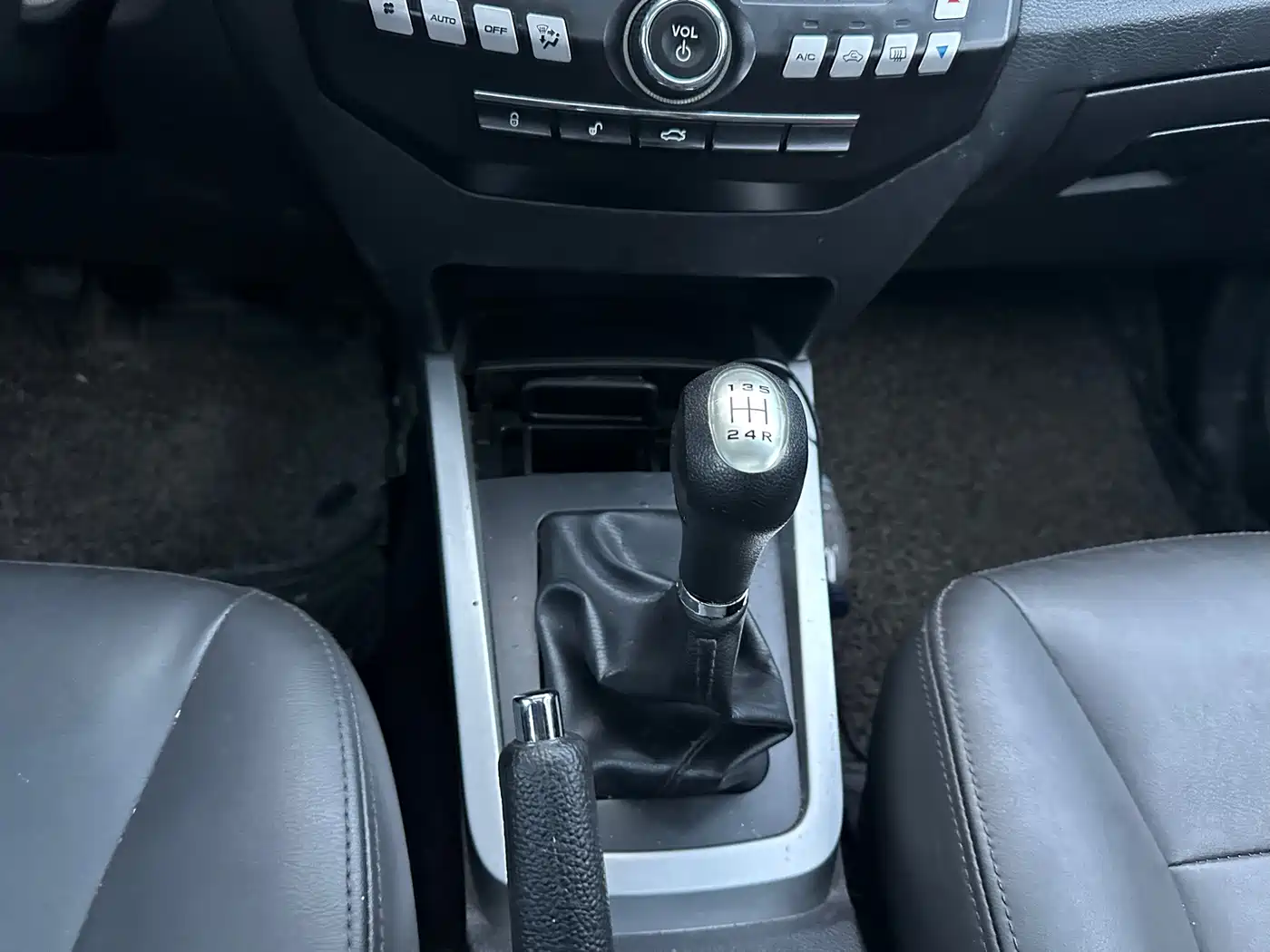 Lifan 720 2015 2014 Overstep Edition 1.5L Luxury