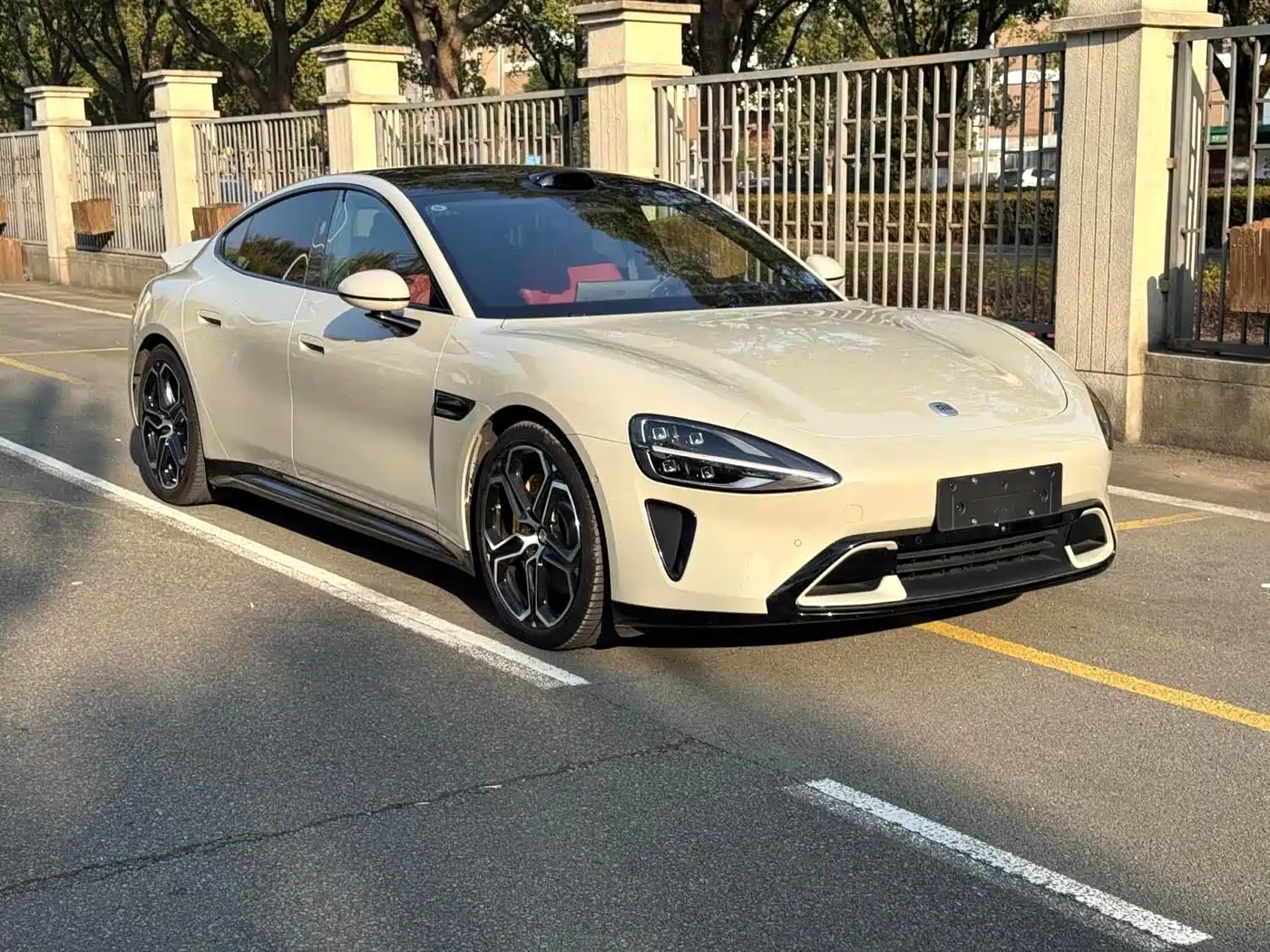 XIAOMI CAR XIAOMI SU7