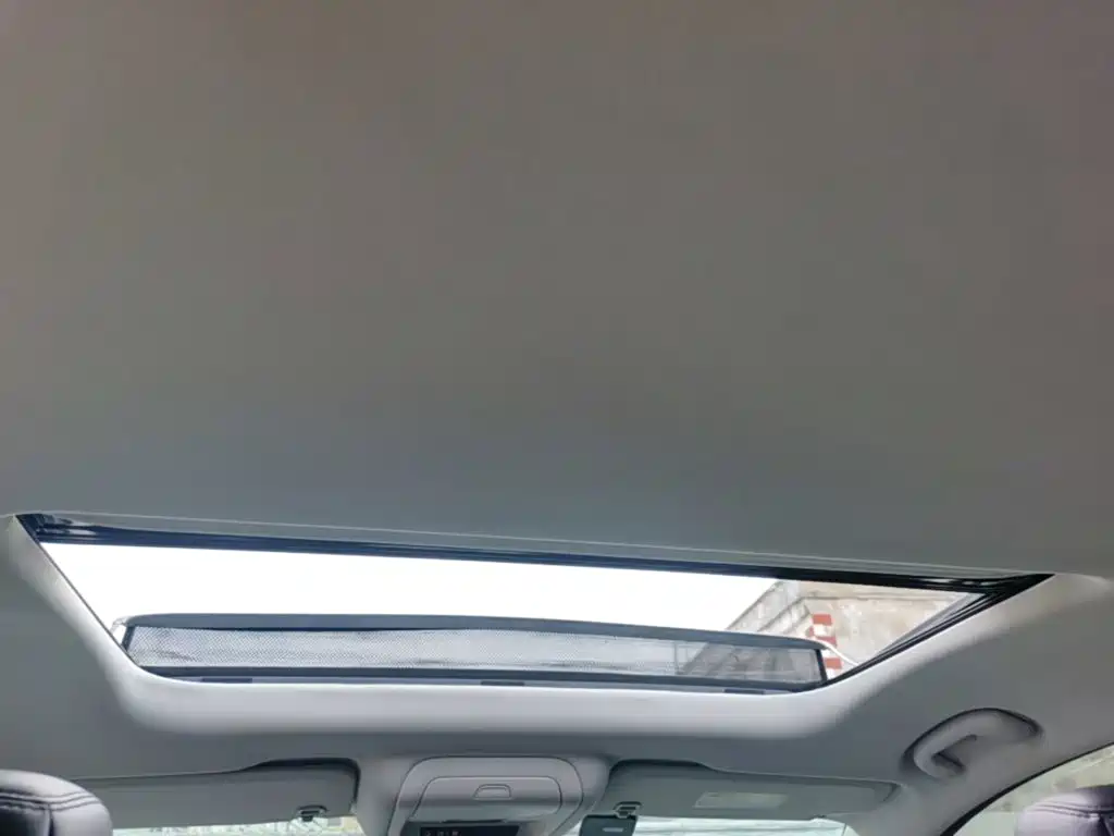 Фото 18 - Buick Enclave