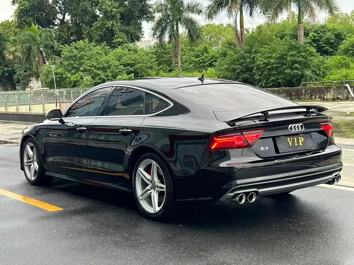 Фото 5 - Audi A7