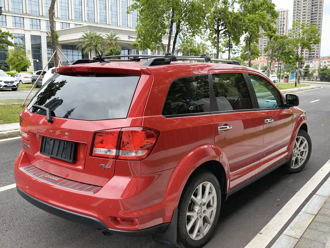 Dodge Journey 2017 2013 Model 2.4L 2WD Premium Edition