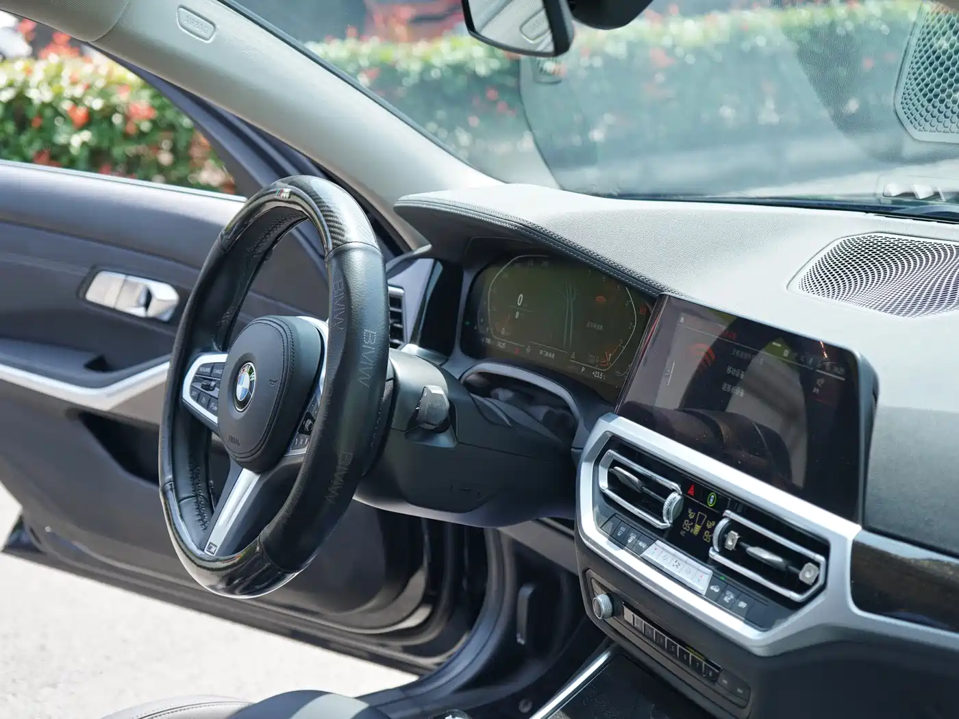 BMW 3 Series 2020 325Li M Sport Package фото 15