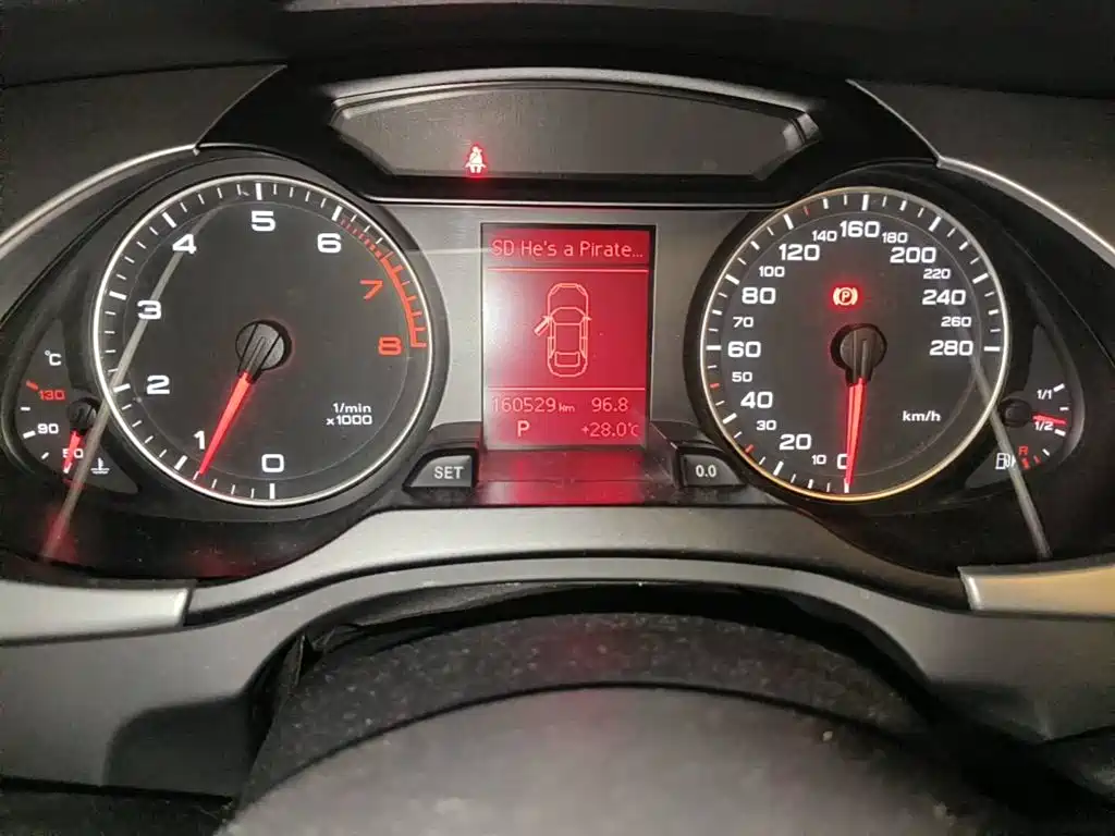 Фото 4 - Audi A4L