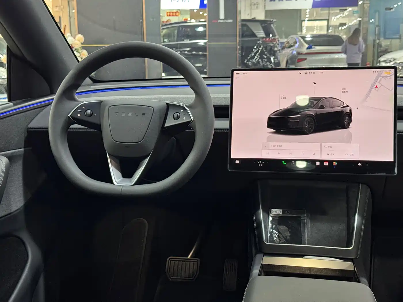 TESLA MODEL Y