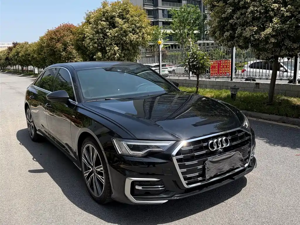 Audi A6L 2024 45 TFSI quattro Premium Dynamic фото 3
