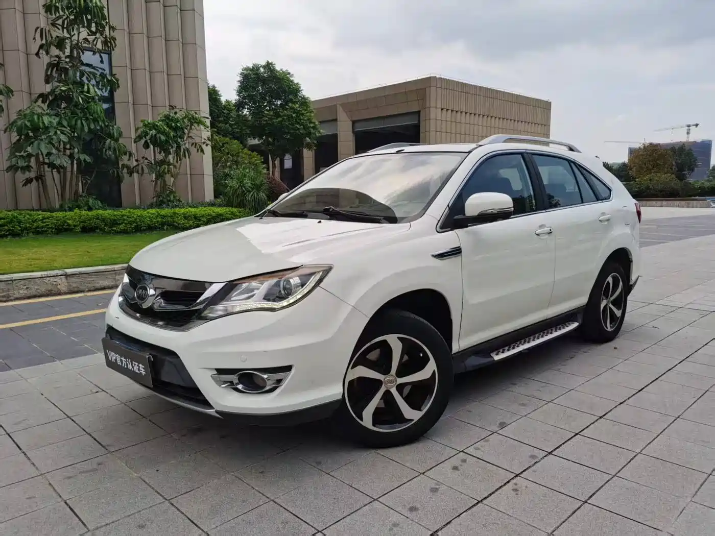 BYD S7 2016 2016 2.0T Automatic Premium Model