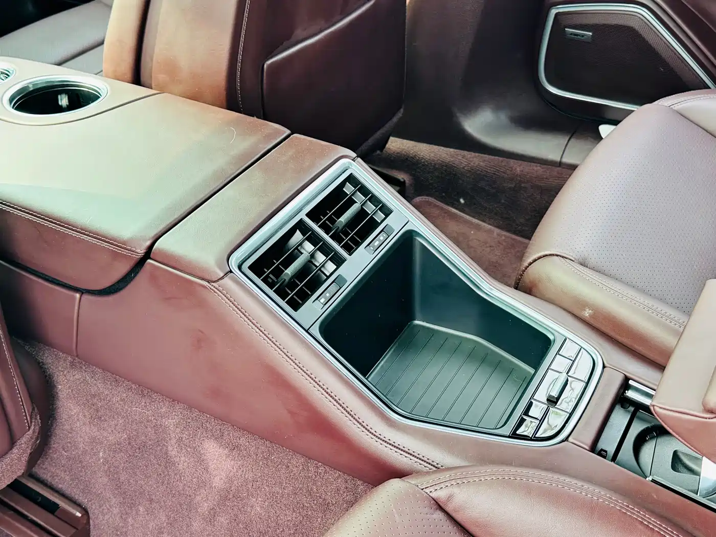 PORSCHE PANAMERA NEW ENERGY