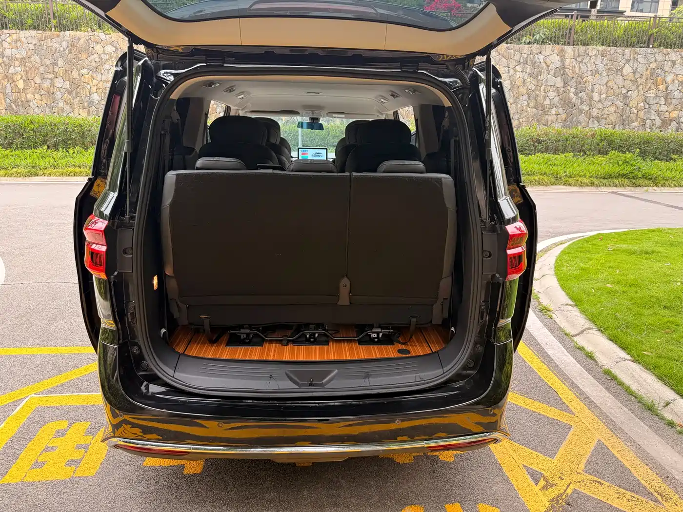 SAIC Maxus Maxus G20 2023 Facelift ES 2.0T Gasoline Automatic Value Edition фото 11