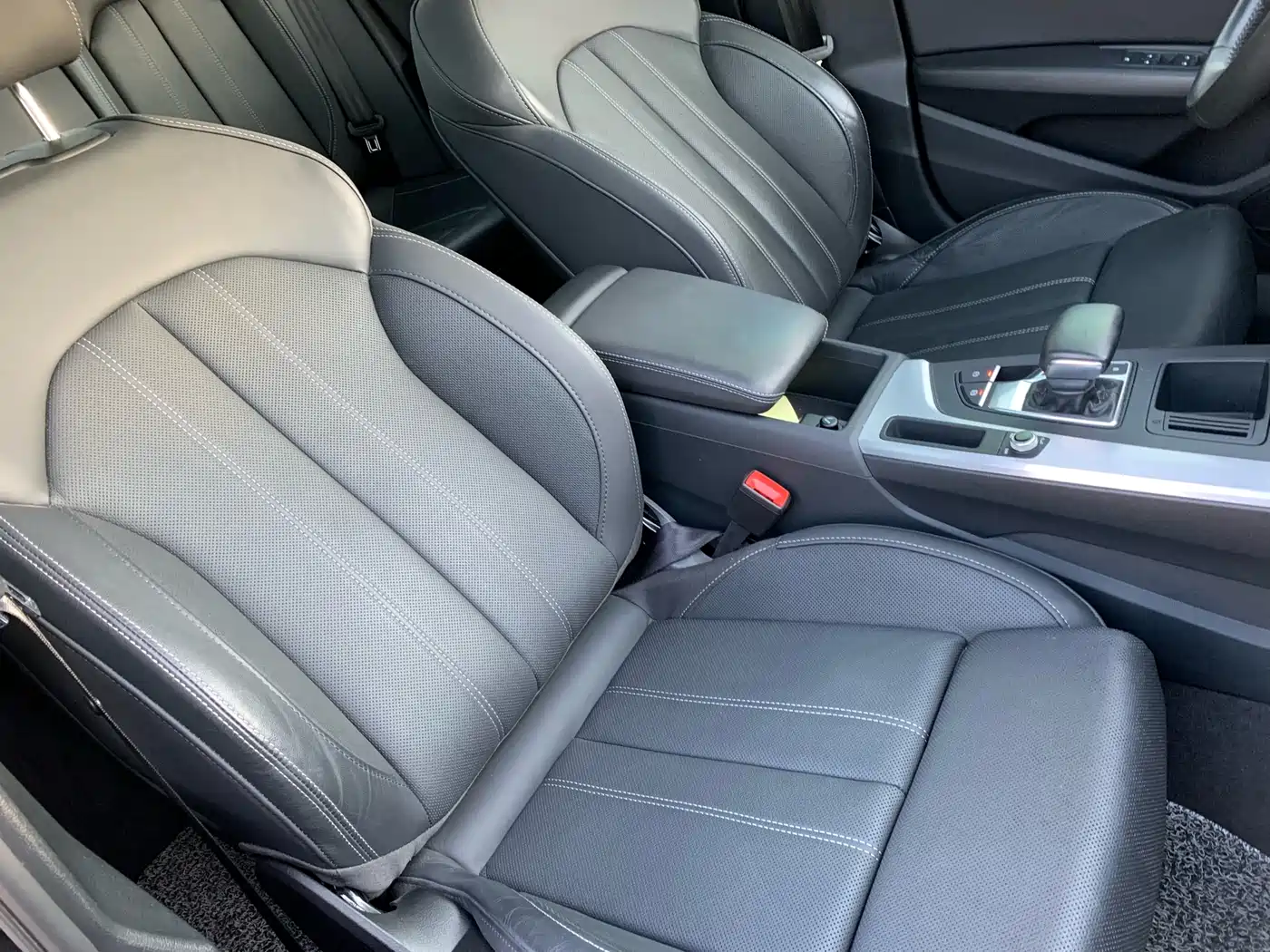 Audi A4L 2020 40 TFSI Fashion Dynamic Edition фото 26