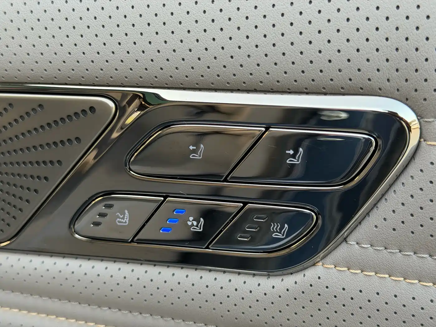 Geely Galaxy Galaxy Xingyao 8 2025 130km EM-P Starship Edition фото 26