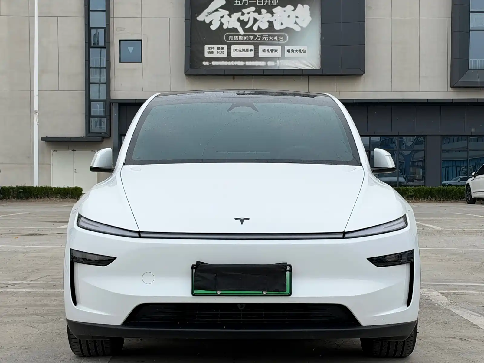 Фото 2 - Tesla Model Y L