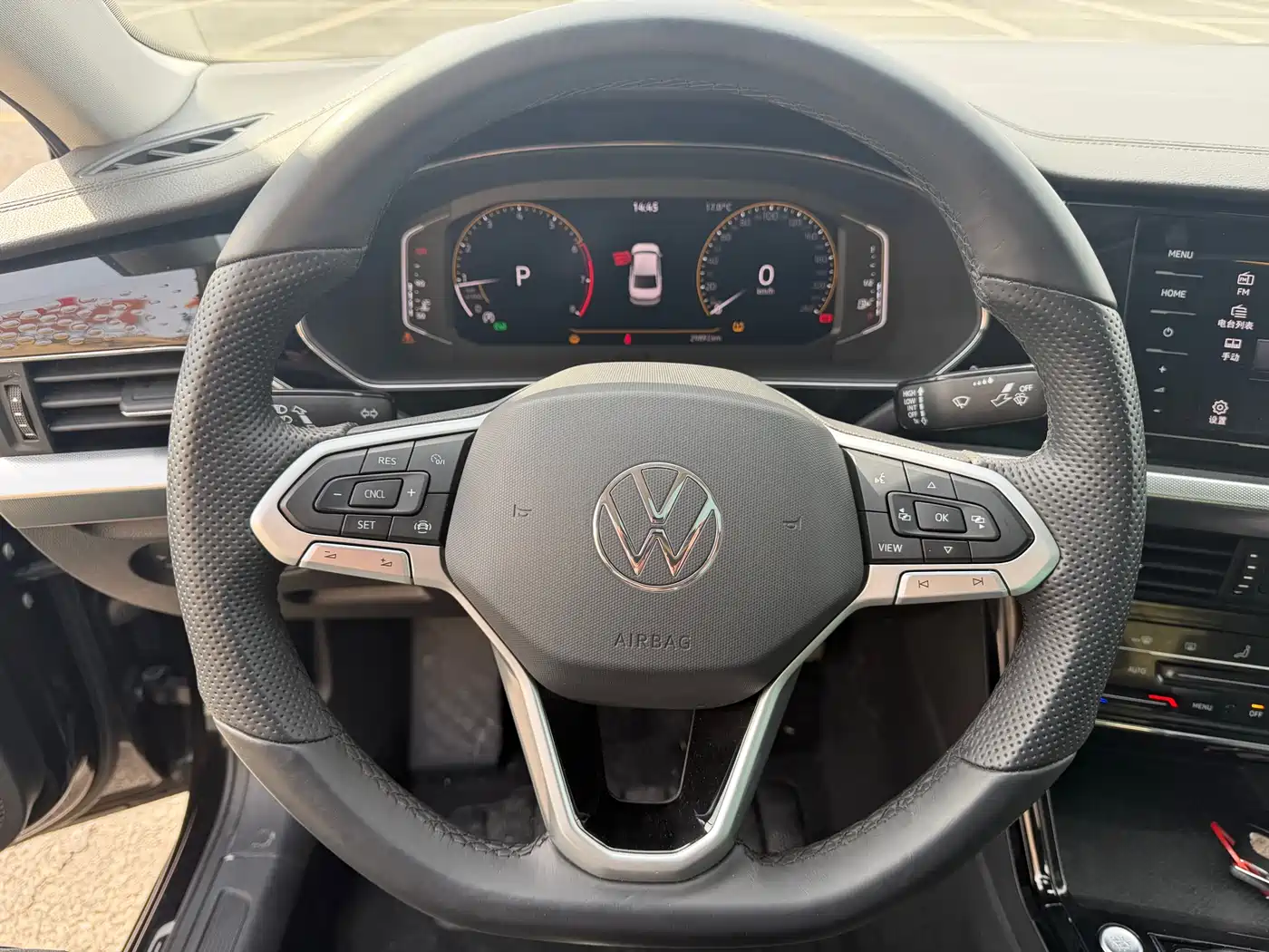 Volkswagen Passat 2022 280TSI Elite Edition фото 10