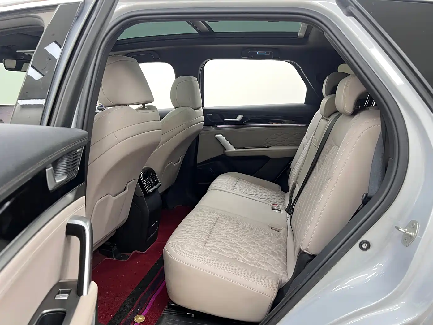 BYD Tang New Energy 2024 DM-i Honor Edition 112KM Premium фото 16