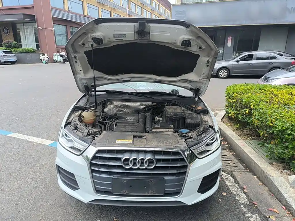 Photo 20 - Audi Q3