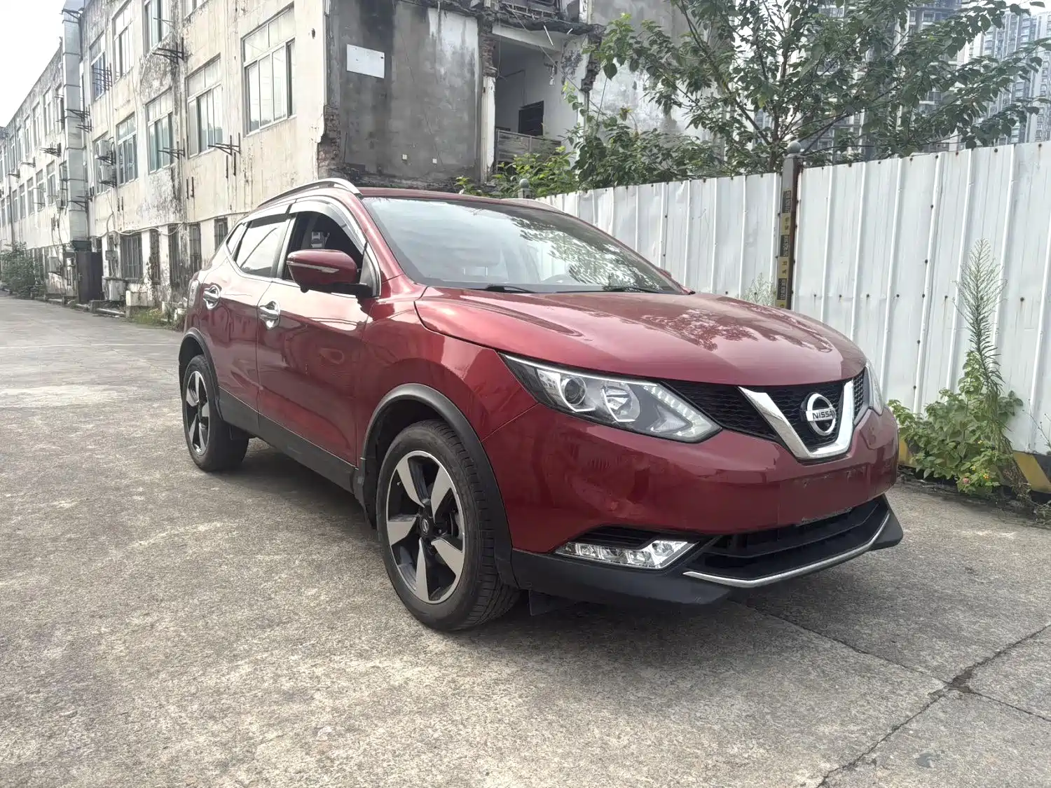 Photo 3 - Nissan Qashqai