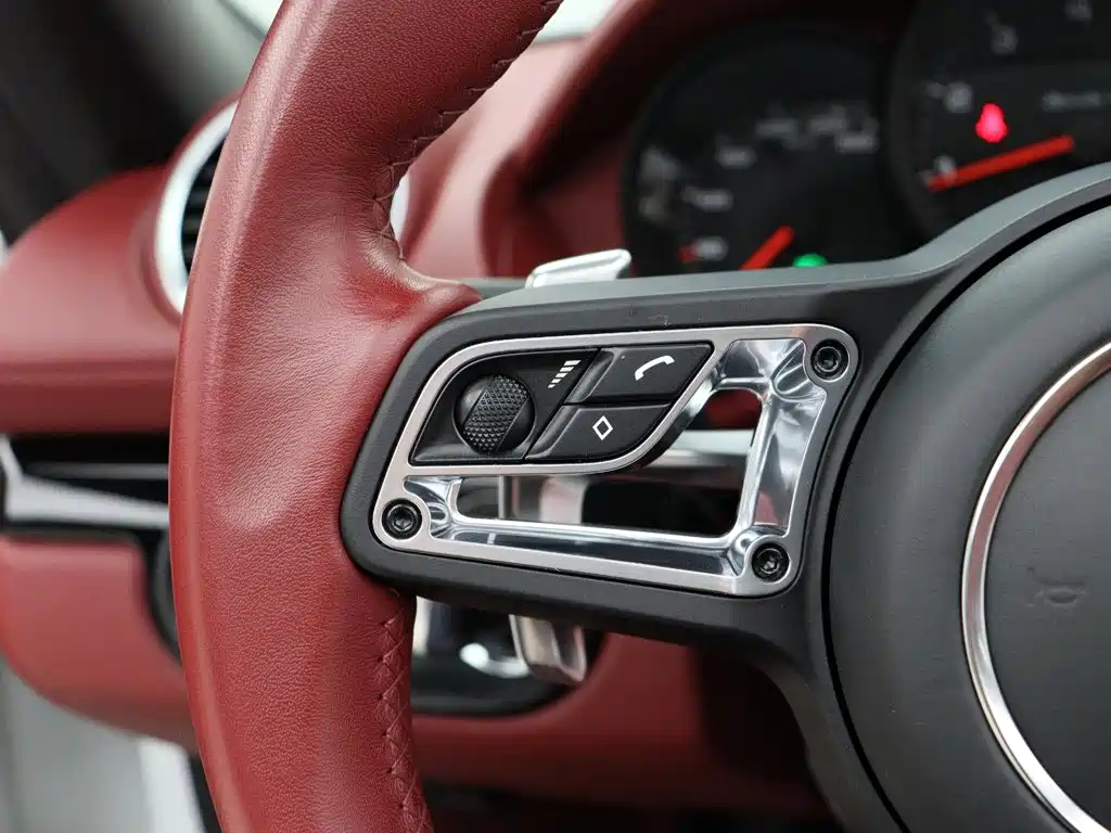Photo 10 - Porsche 718