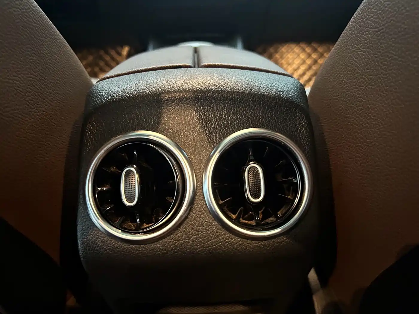 Mercedes-Benz GLB, миниатюра 16