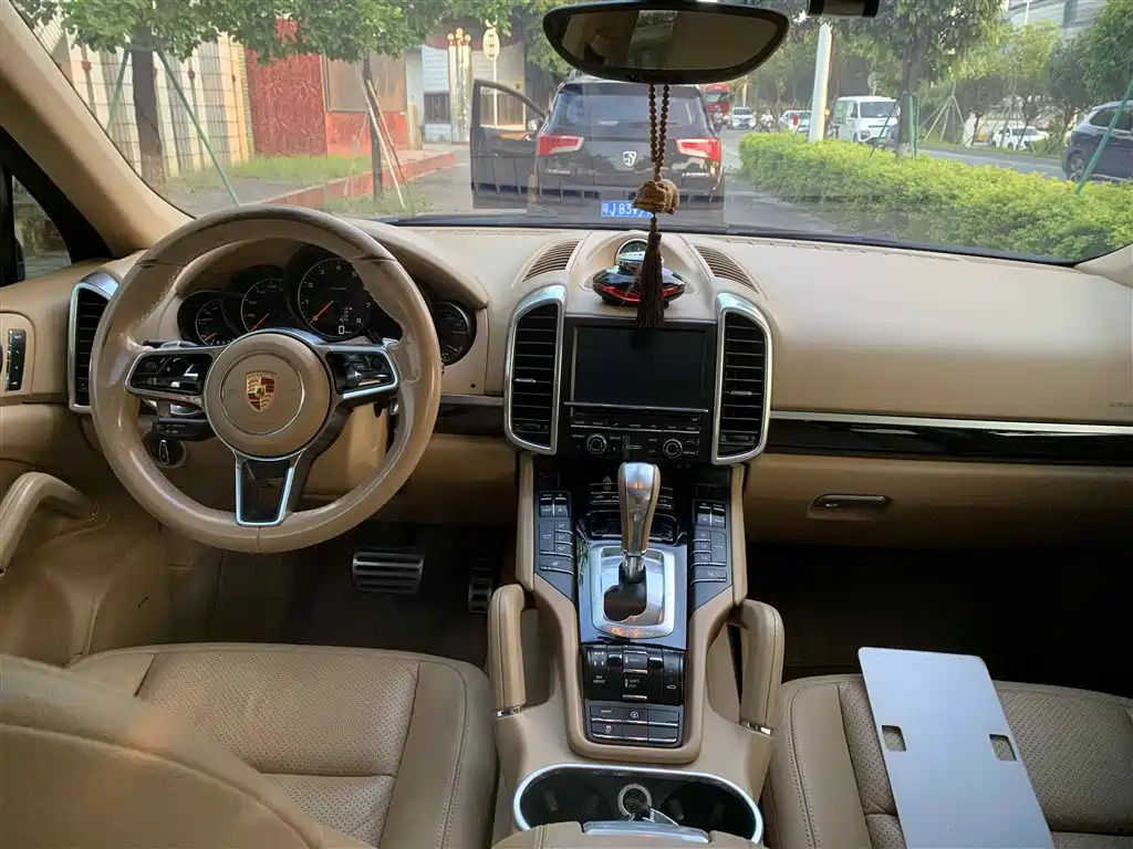 Porsche Cayenne 2016 Cayenne 3.0T фото 5