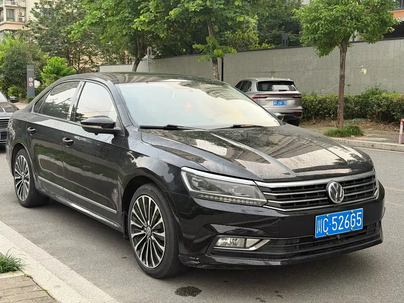Photo 3 - Volkswagen Passat