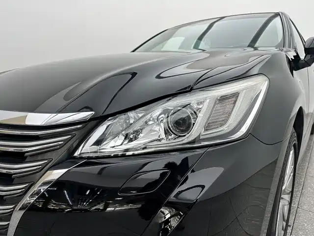 Toyota Crown 2015 2.5L Elite Version фото 18