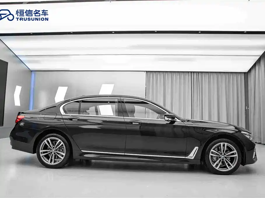 BMW 7 Series 2018 730Li Premium Type M Sport Package фото 4