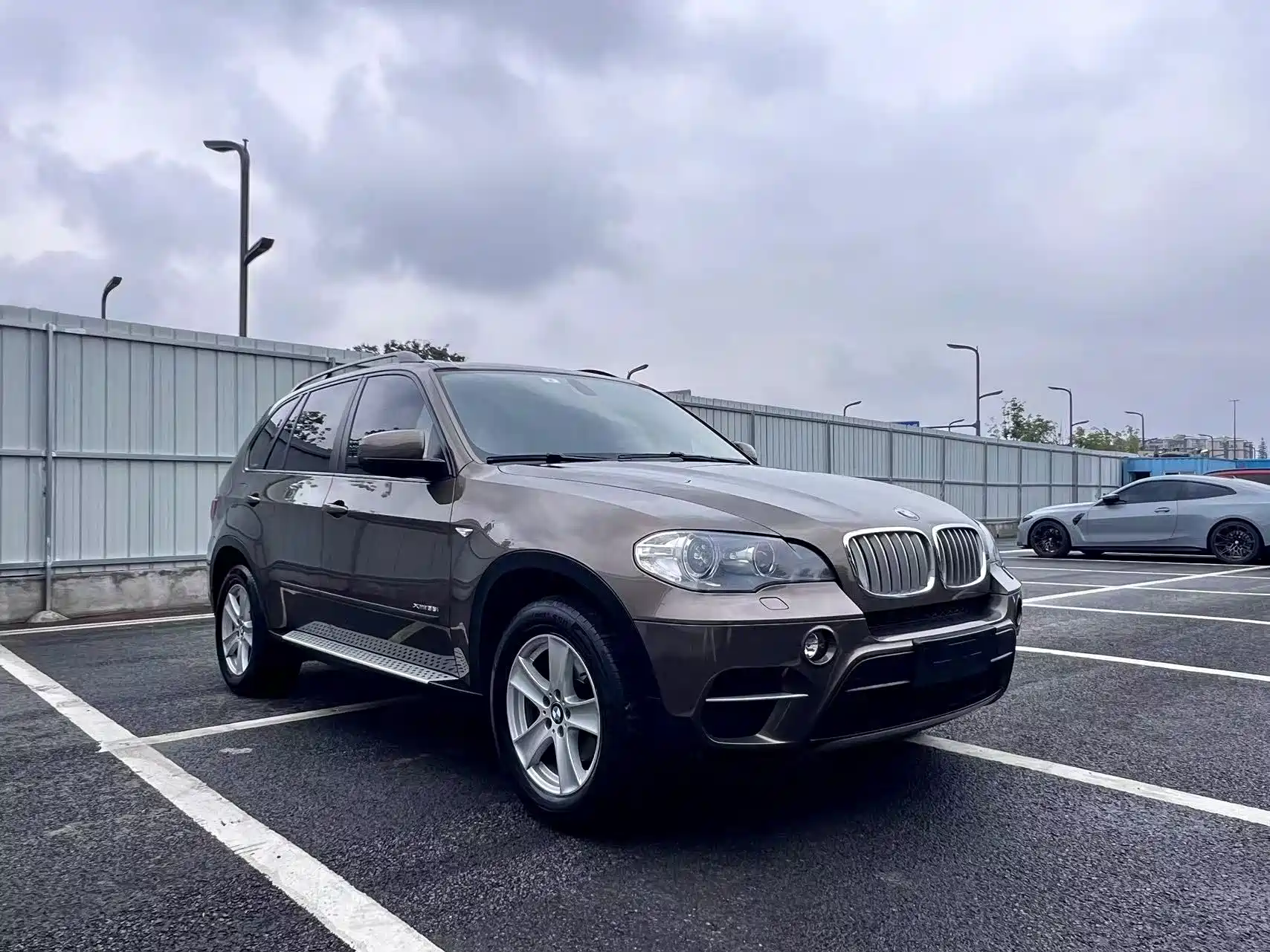 Photo 3 - BMW X5 (Import)