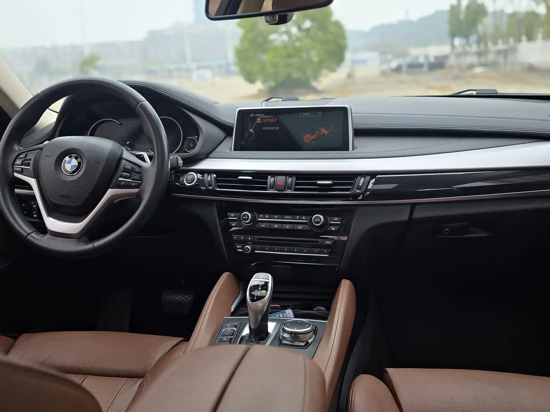 Фото 9 - BMW X6