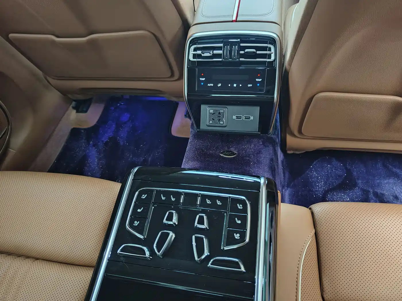 Hongqi H9 2020 2.0T Smart Connection Qi Chang Edition фото 13