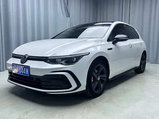 Volkswagen Golf 280TSI DSG R-Line
