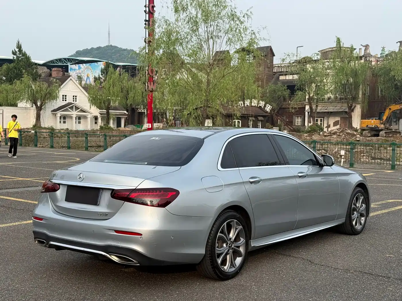 Mercedes-Benz E-Class 2022 Facelift E 300 L Sport Fashion Style фото 6