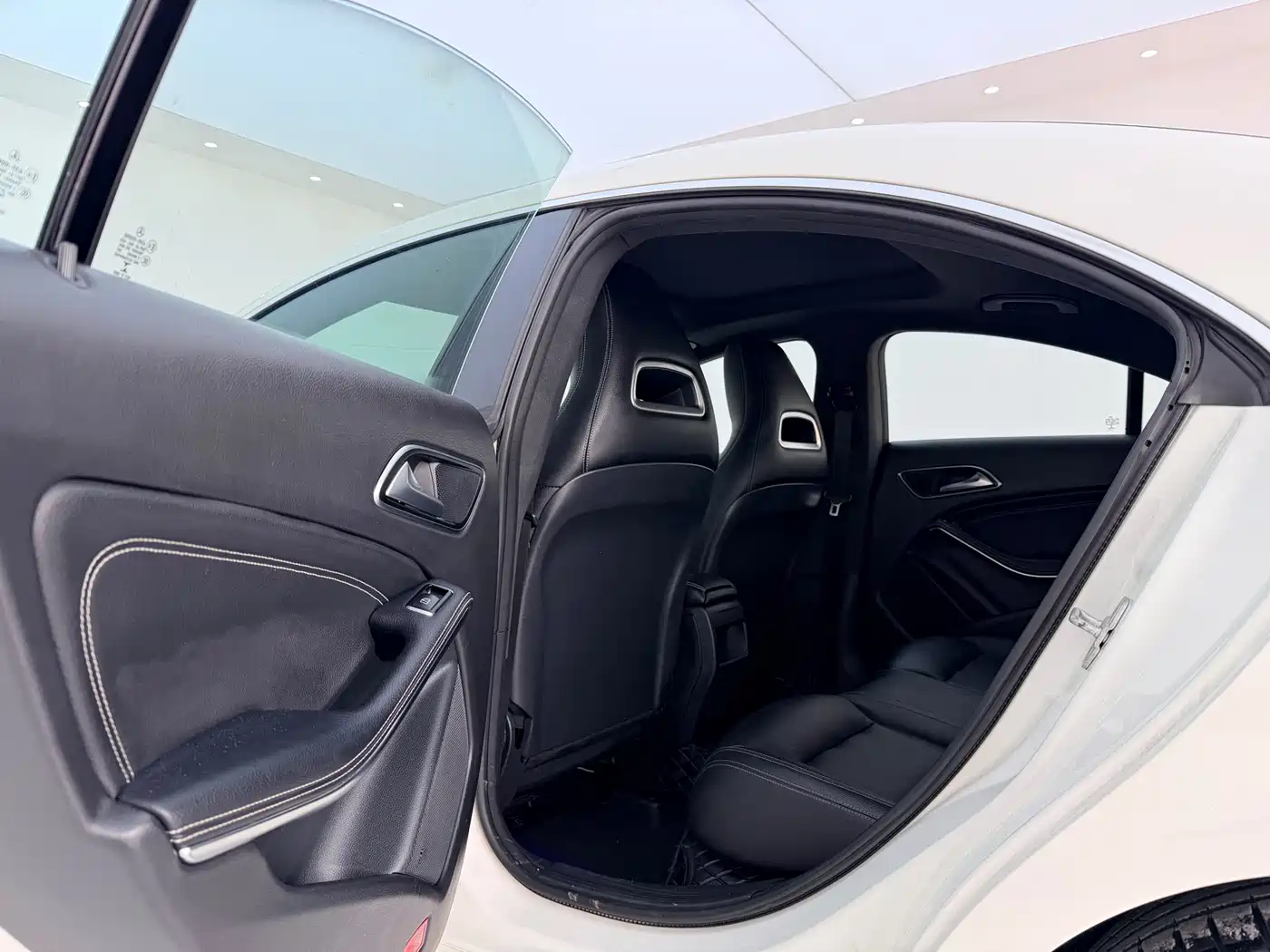 Mercedes-Benz CLA (Import) 2016 Facelift CLA 200 Sport фото 7