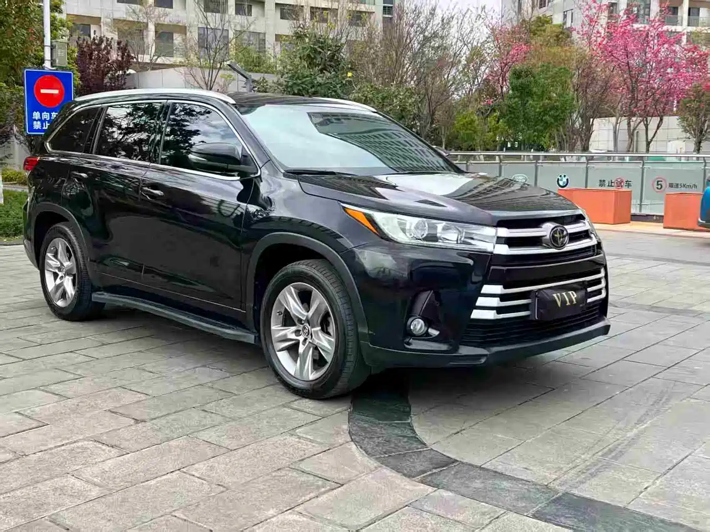 Toyota Highlander 2018 2.0T 4WD Luxury 7-seater China VI фото 3