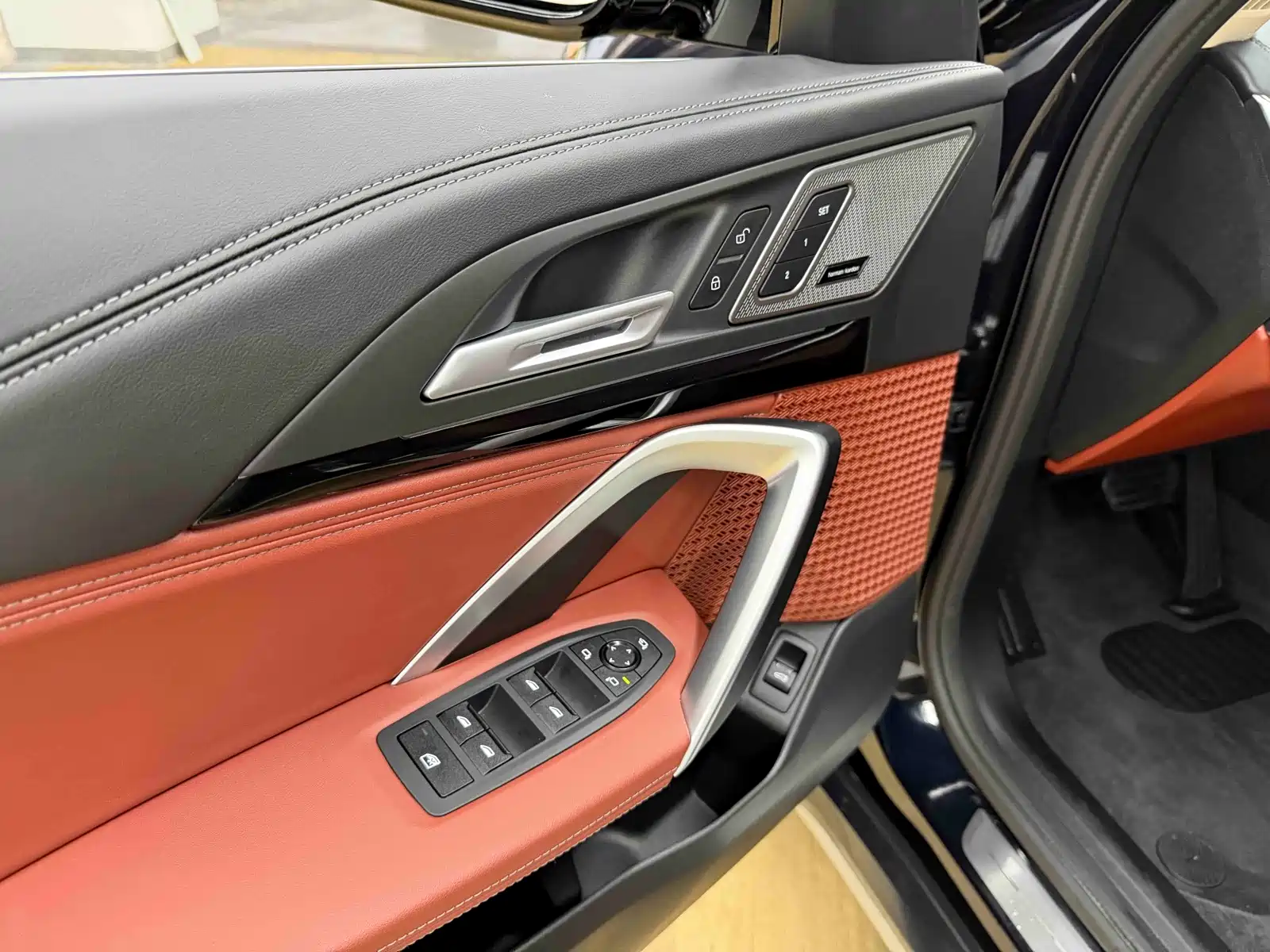 Фото 8 - BMW X1