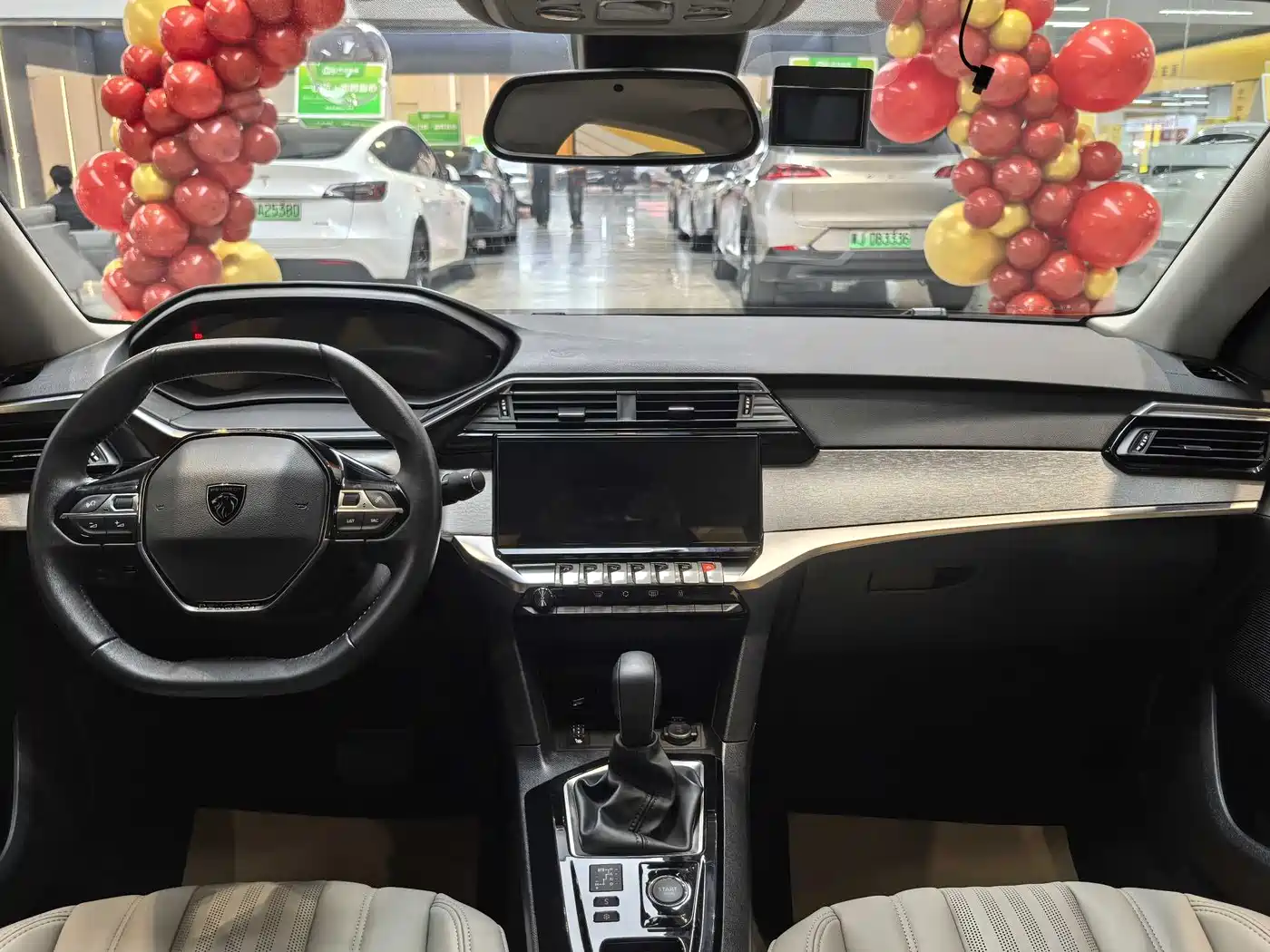 Peugeot 408 2022 1.6T Dream Chaser Edition фото 7