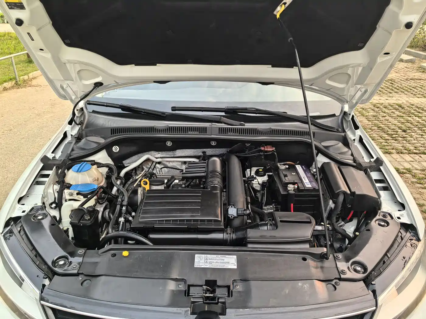 Volkswagen Sagitar 2017 230TSI Automatic Comfort фото 16