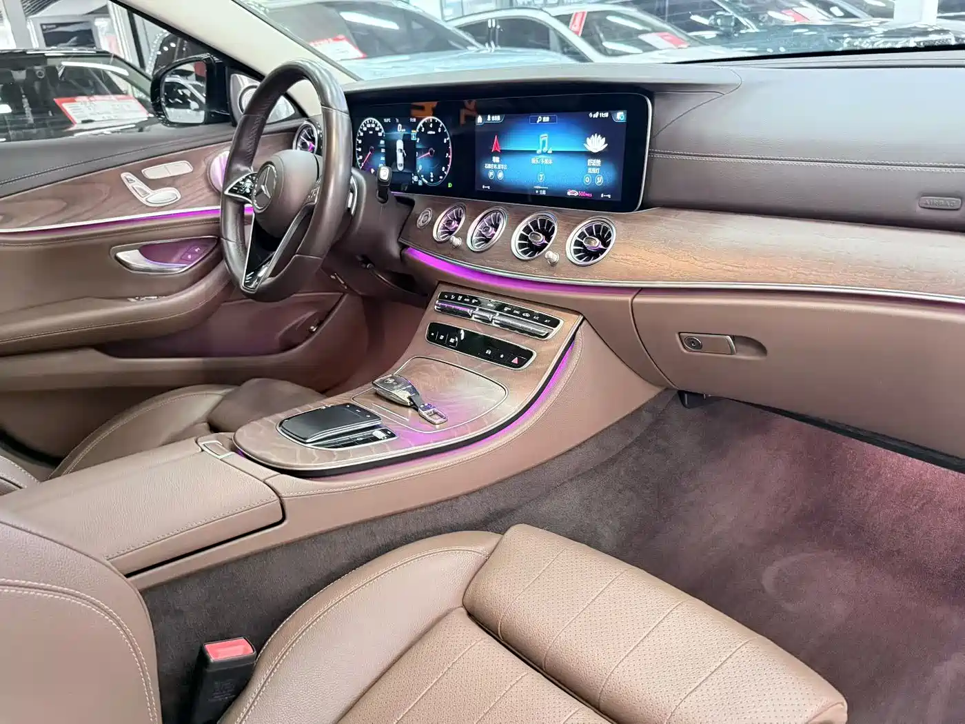 Mercedes-Benz E-Class 2023 E 260 L фото 4