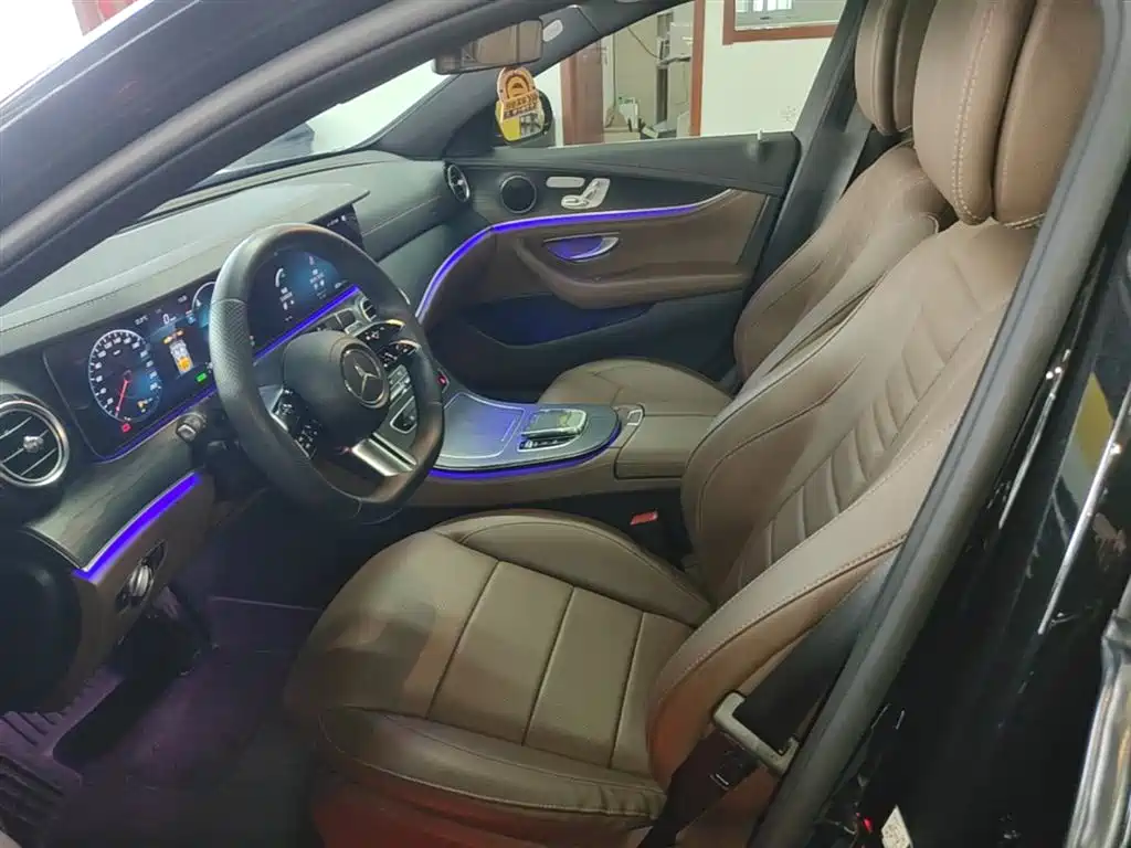 Mercedes-Benz E-Class New Energy 2023 E 350 e L Plug-in Hybrid Sport Sedan фото 15