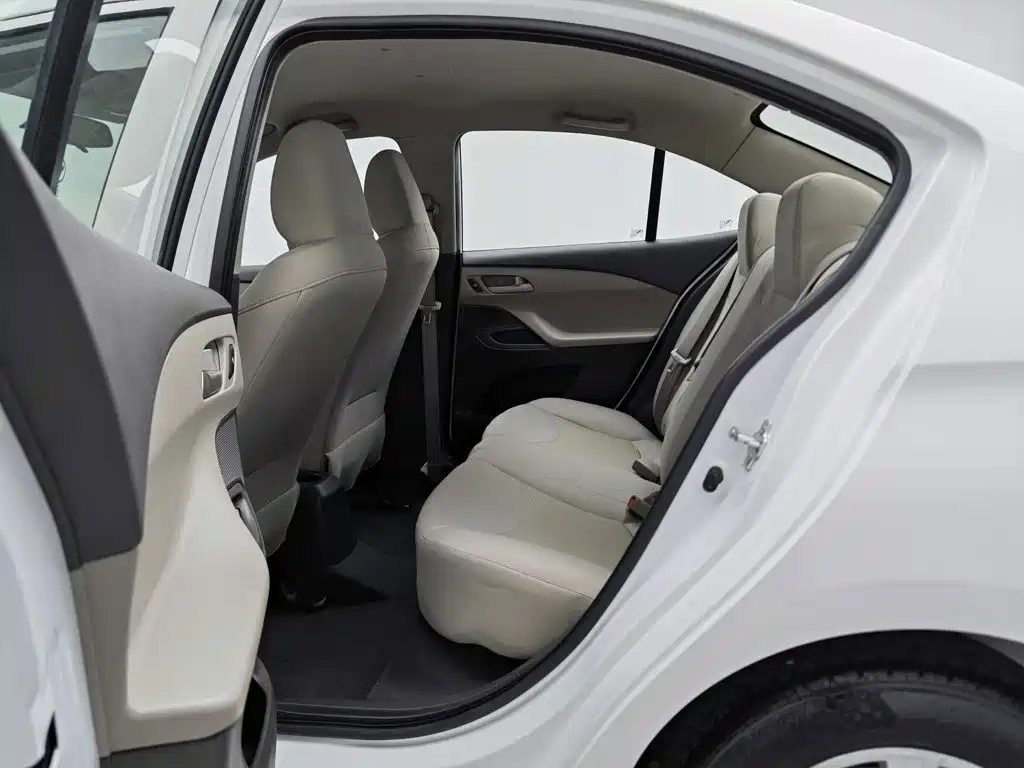 Chevrolet Sail 2018 2018 Sail 3 1.3L AMT Ideal
