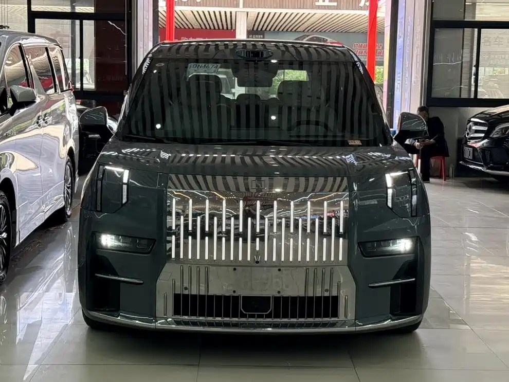 ZEEKR 009 2025 2024 7-Seat Aisle AWD Version 108kWh